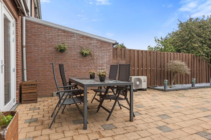 Photo 26 of Eikstraat 32