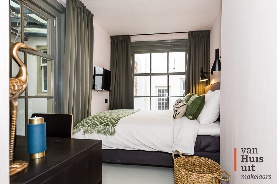 Foto 20 van Warmoesstraat 44-B