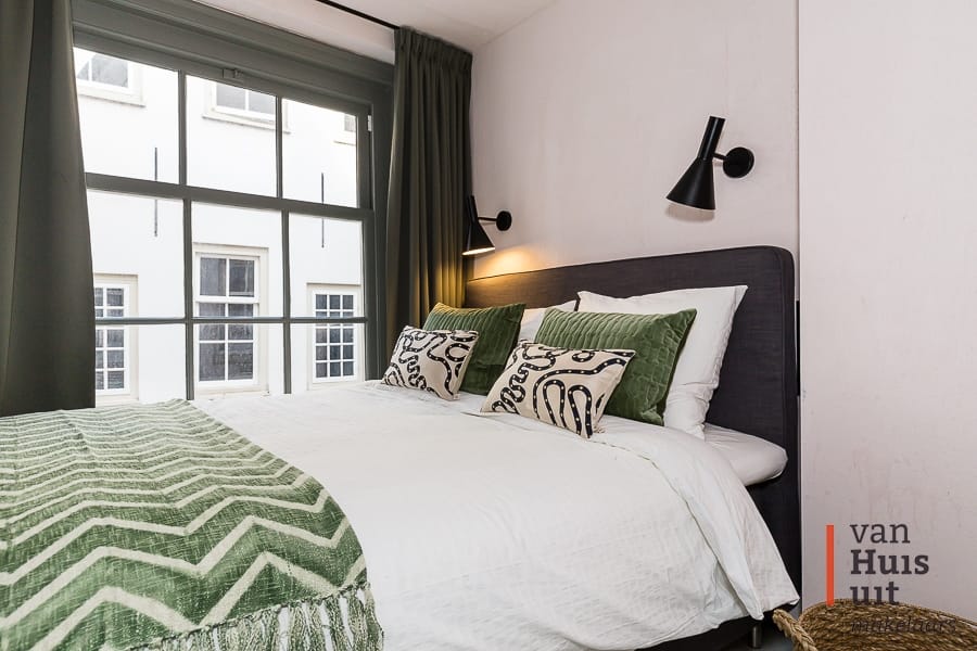 Foto 23 van Warmoesstraat 44-B