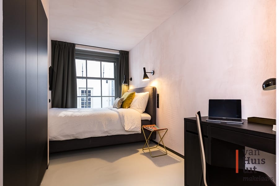 Foto 27 van Warmoesstraat 44-B