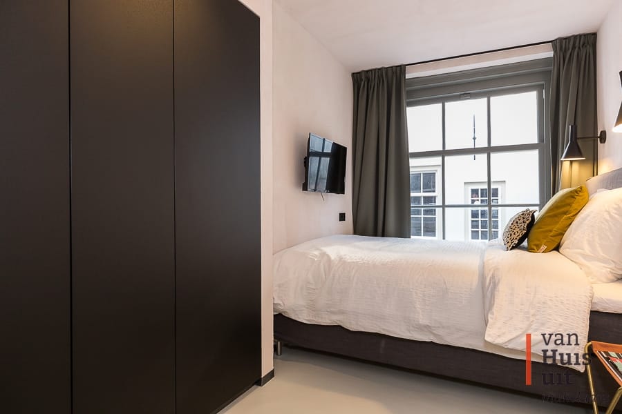 Foto 33 van Warmoesstraat 44-B