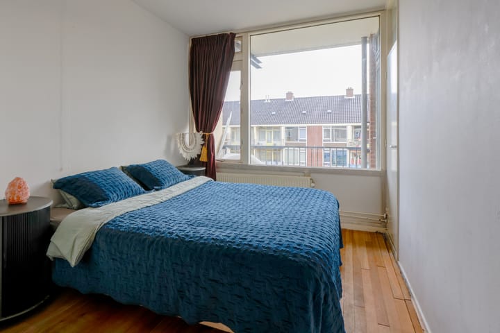 Foto 17 van Honselersdijkstraat 14-4