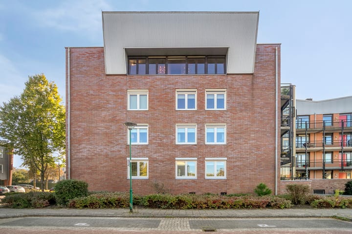 Jac.P. Thijsselaan 90 main image