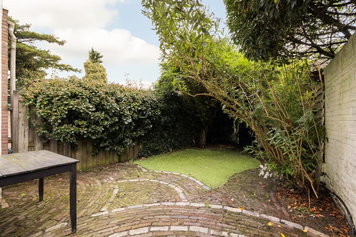 Photo 25 of Geuzenweg 199