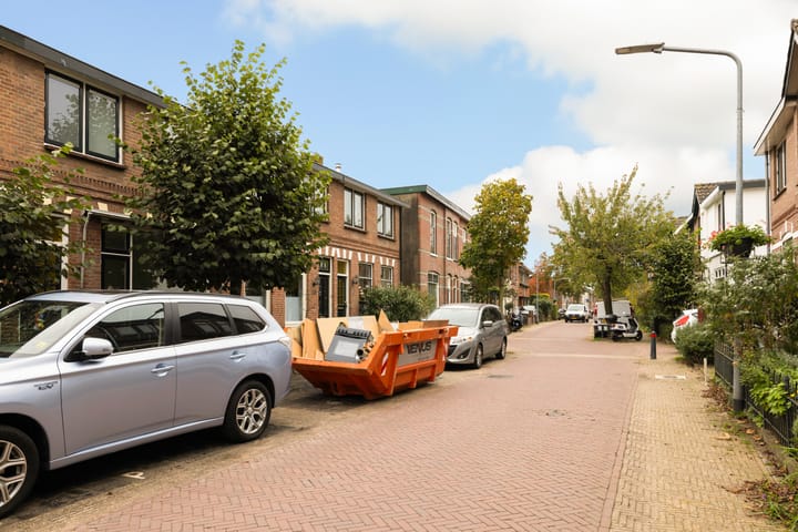 Photo 32 of Geuzenweg 199