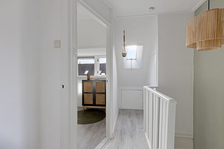 Foto 17 van Ubbo Emmiusstraat 18