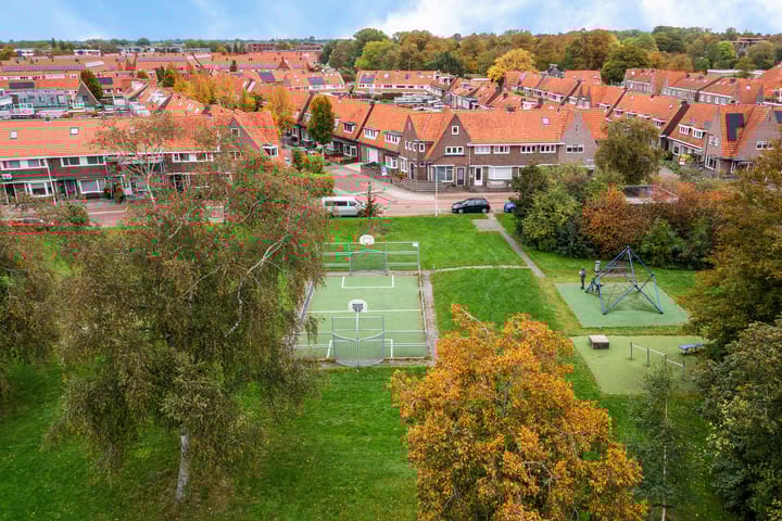 Foto 44 van Ubbo Emmiusstraat 18