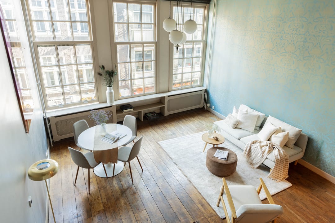 Foto 1 van Warmoesstraat 16-F