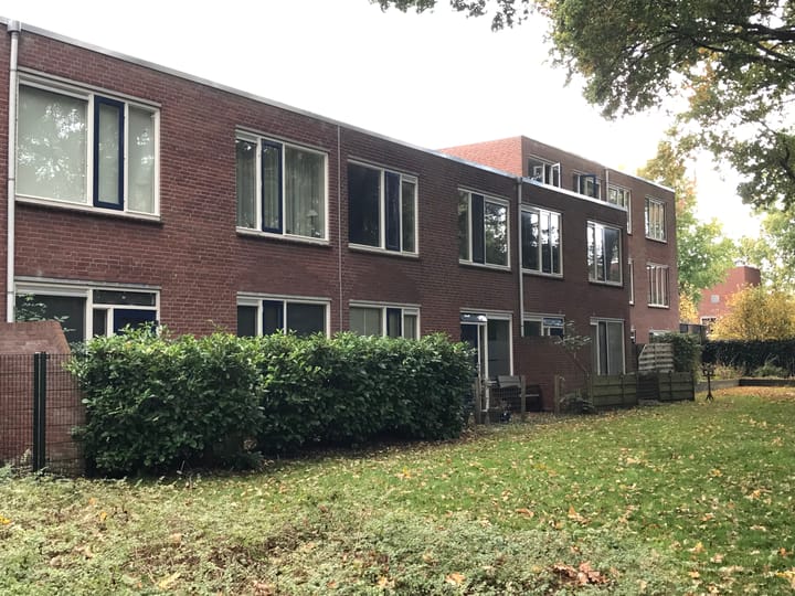 Photo 12 of Treubstraat 167