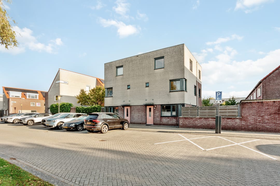 Foto 1 van Bloemendaalstraat 22