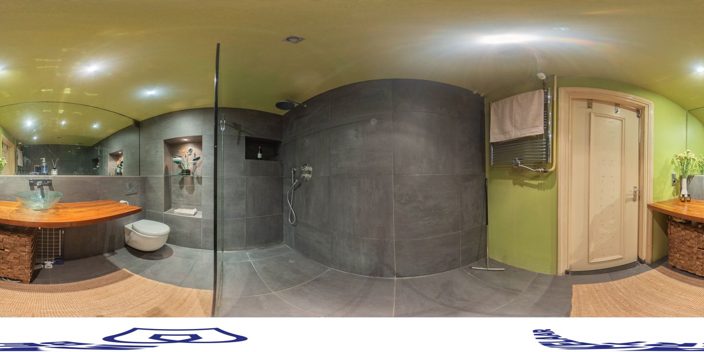 Foto 40 van Warmoesstraat 16-F