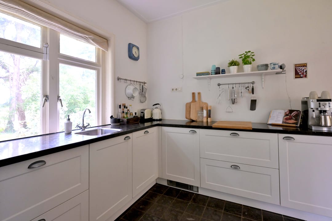 Foto 32 van Weerdsweg 1