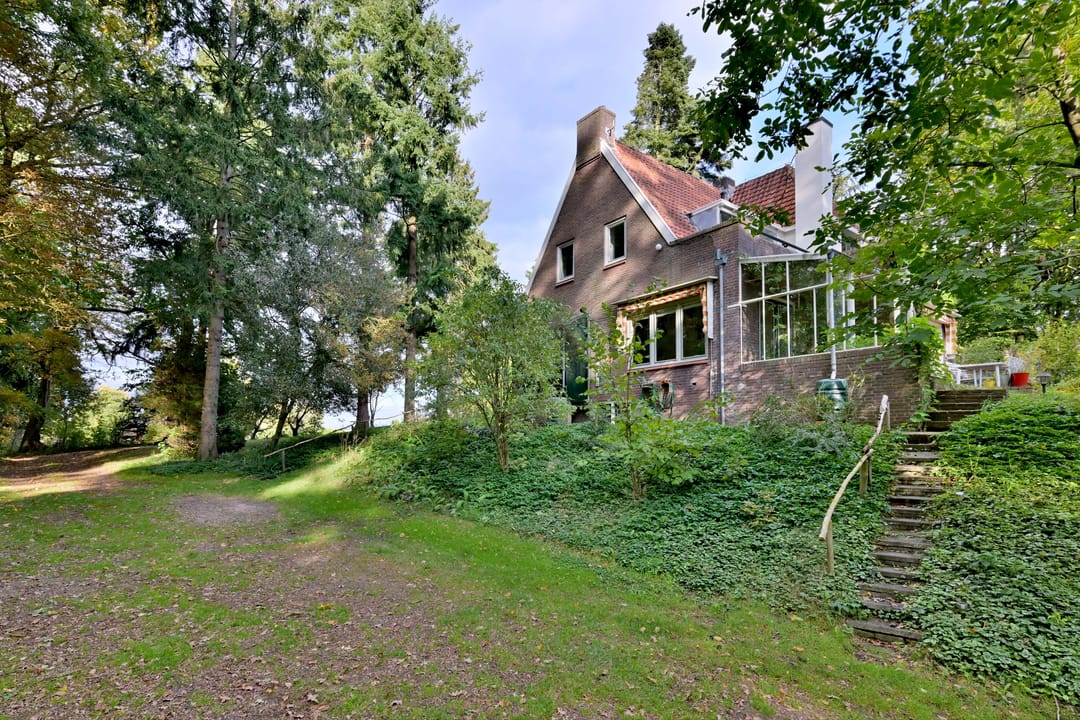 Foto 82 van Weerdsweg 1