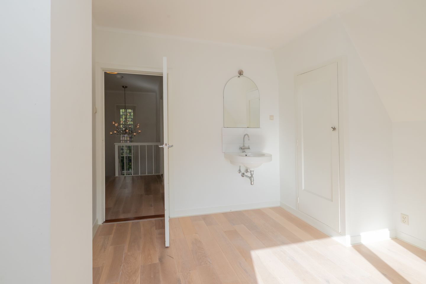 Foto 25 van Rijksstraatweg 83