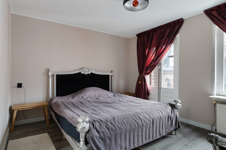 Photo 17 of Spoorwegstraat 23