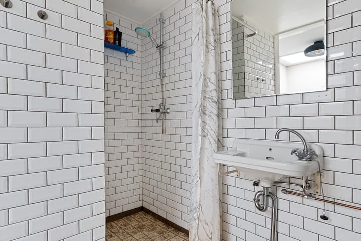 Photo 23 of Spoorwegstraat 23