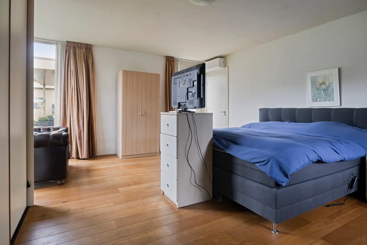 Foto 28 van Reestplantsoen 23