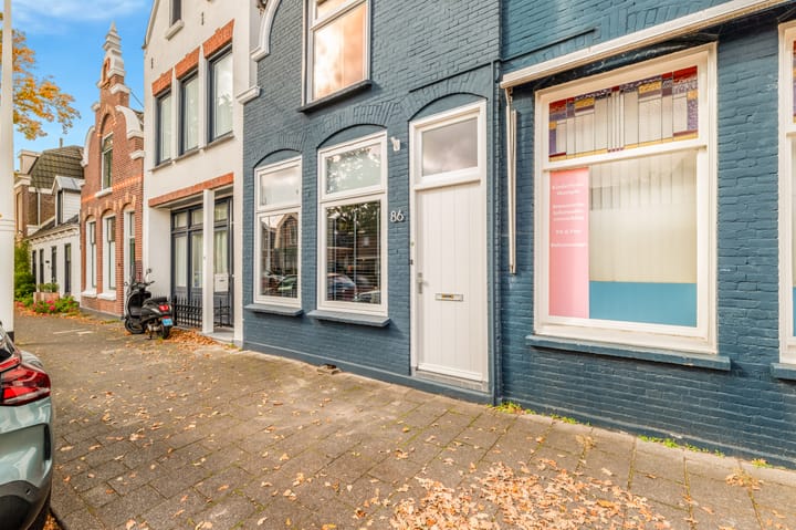 Photo 6 of Kennemerstraatweg 86