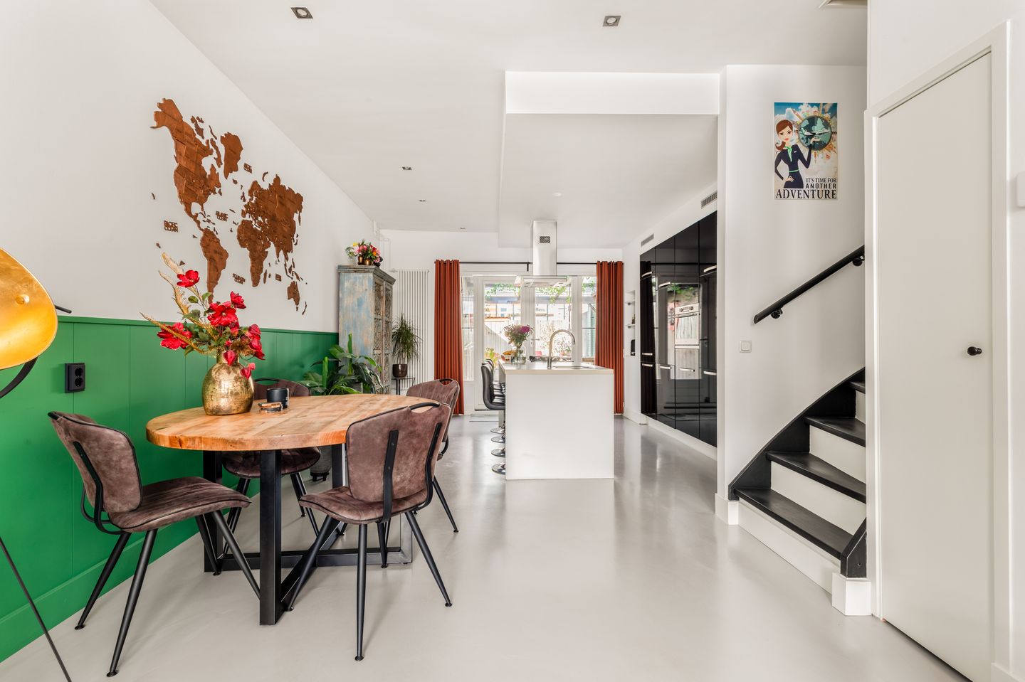 Foto 14 van Kennemerstraatweg 86