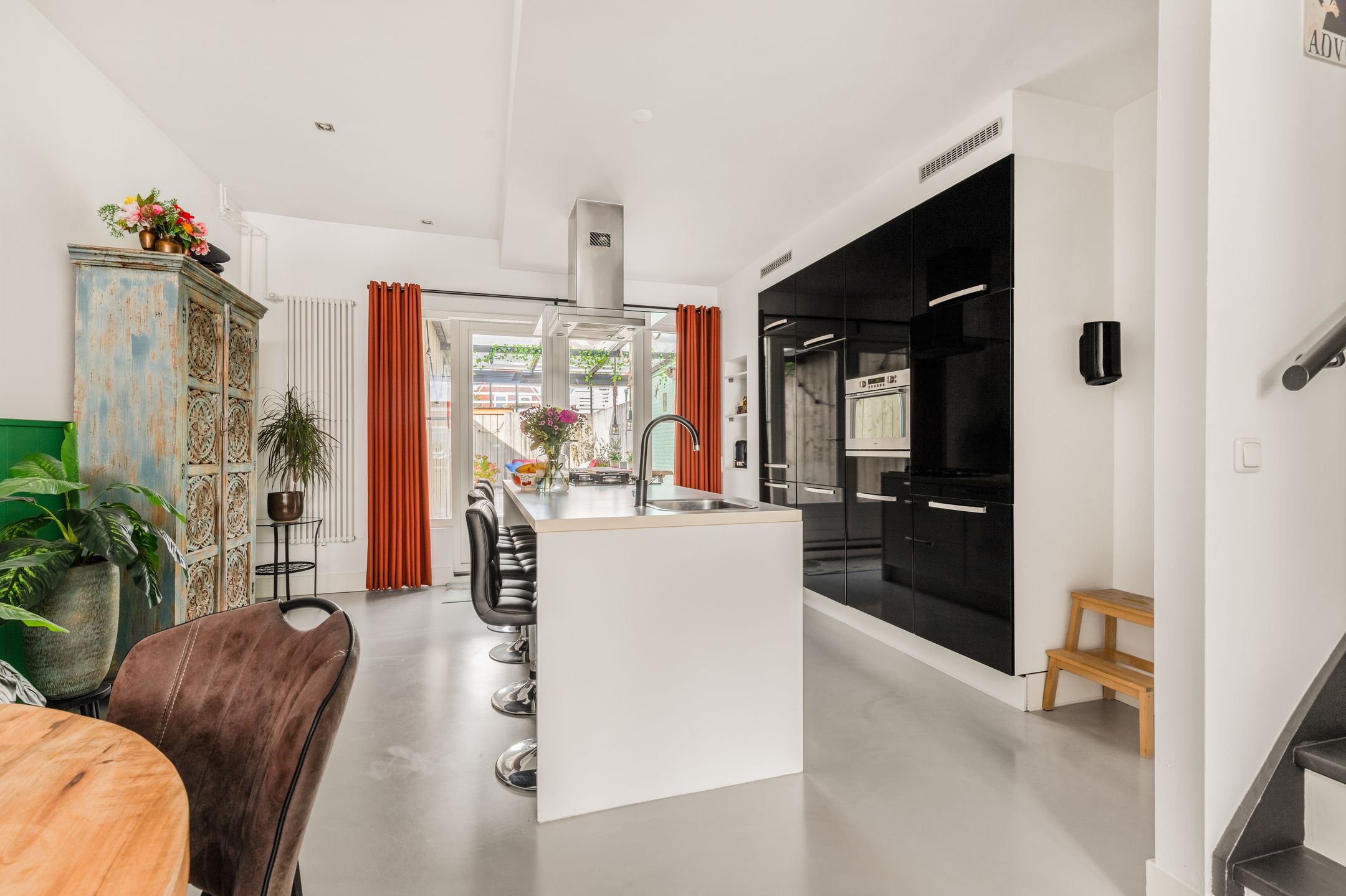 Foto 15 van Kennemerstraatweg 86