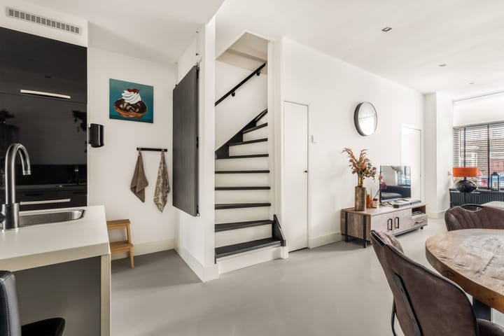 Photo 21 of Kennemerstraatweg 86