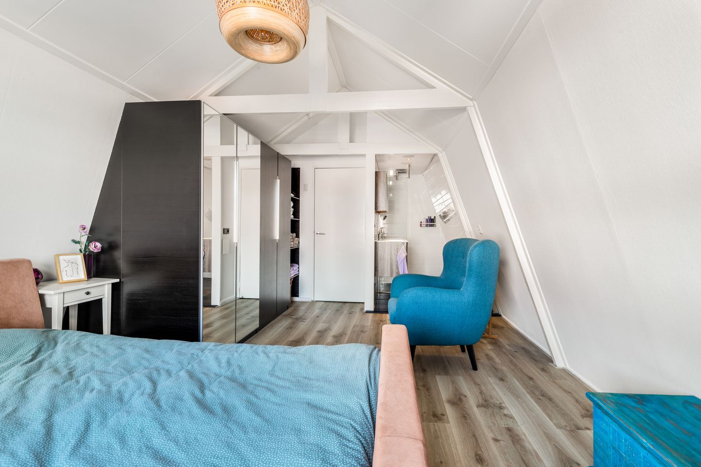 Foto 25 van Kennemerstraatweg 86