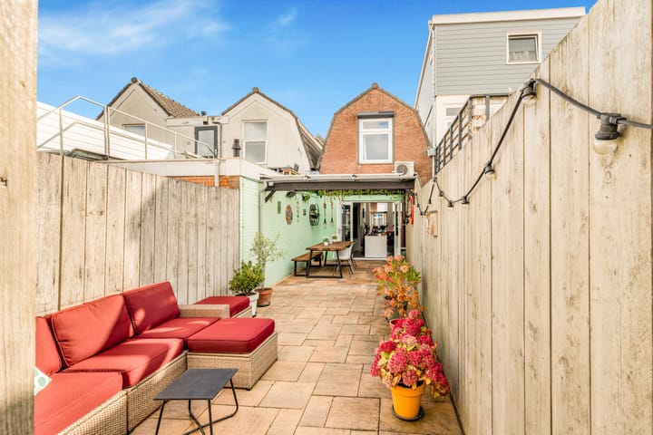 Photo 35 of Kennemerstraatweg 86