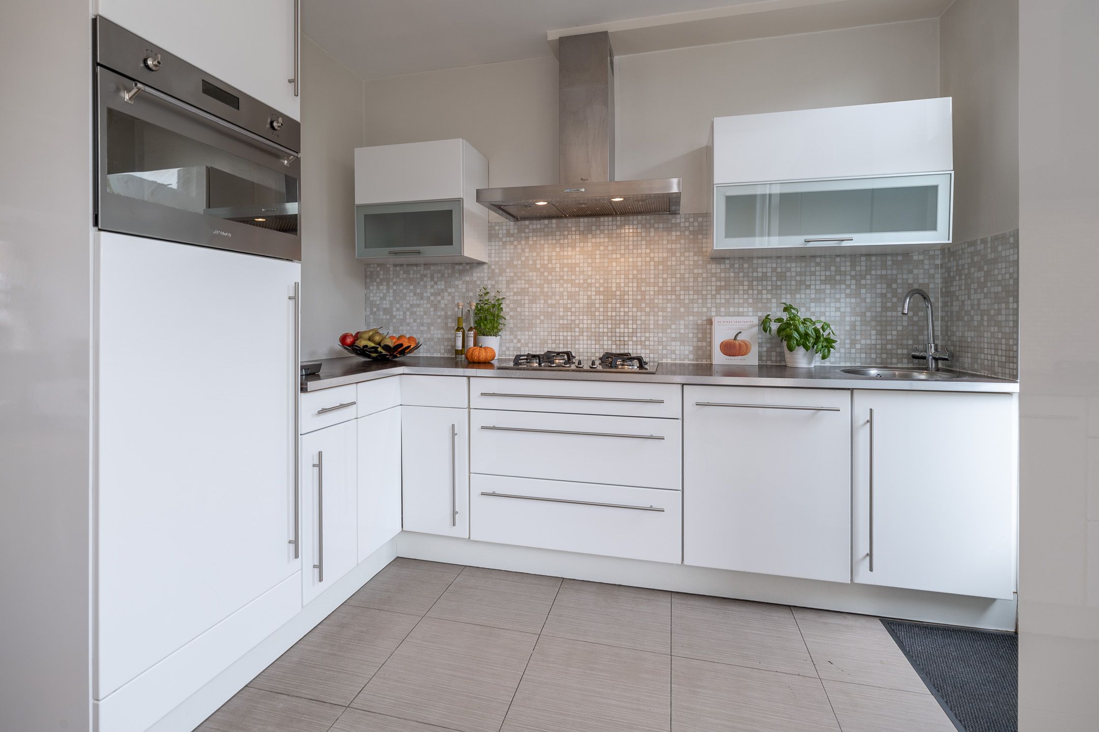 Photo 12 of Van Meursstraat 47