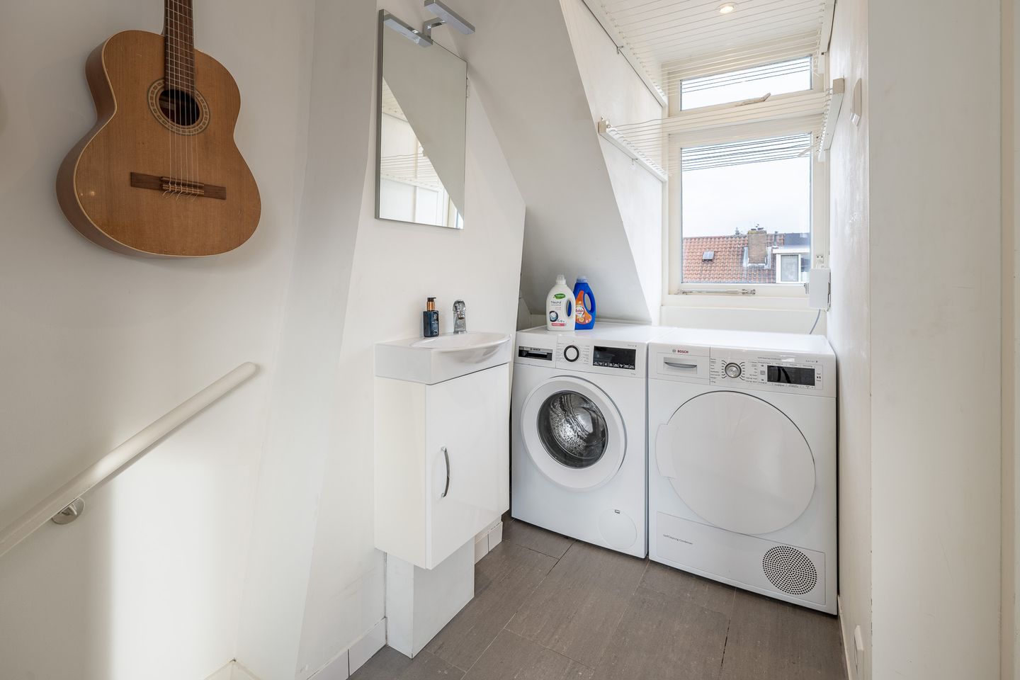 Photo 29 of Van Meursstraat 47