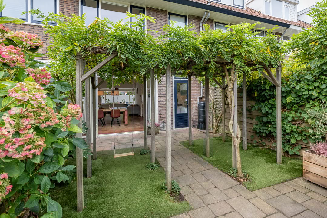 Photo 31 of Van Meursstraat 47