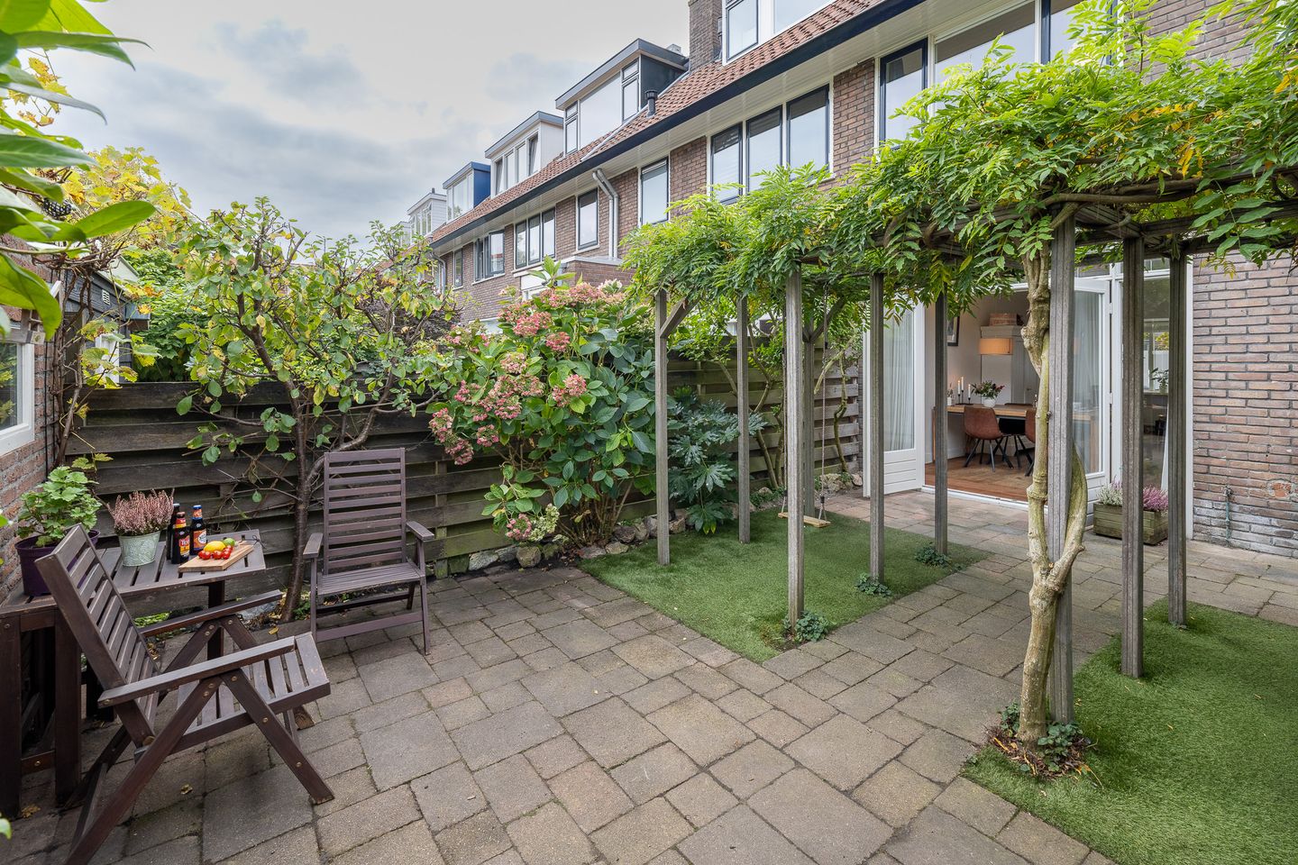 Photo 35 of Van Meursstraat 47