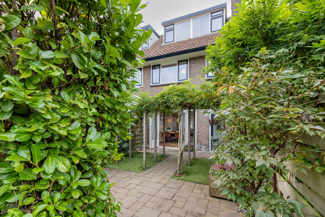 Photo 38 of Van Meursstraat 47