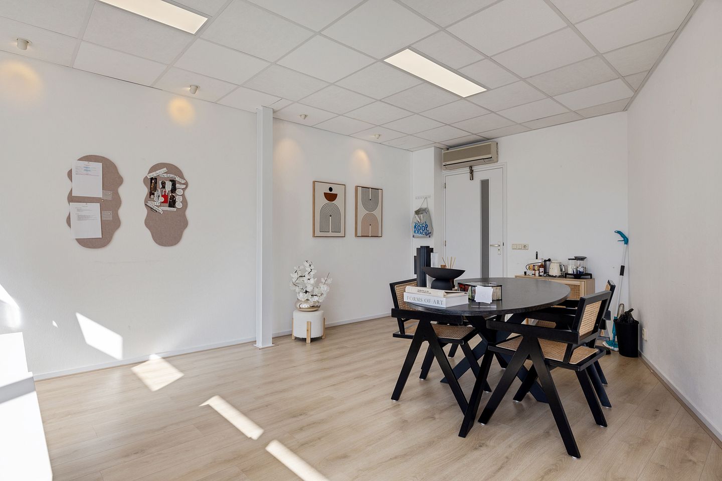 Bekijk foto 4 van Almastraat 14