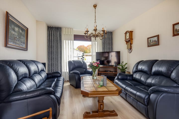 Photo 17 of Hendrik Luijtenstraat 32