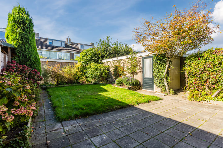 Photo 34 of Bizetlaan 11