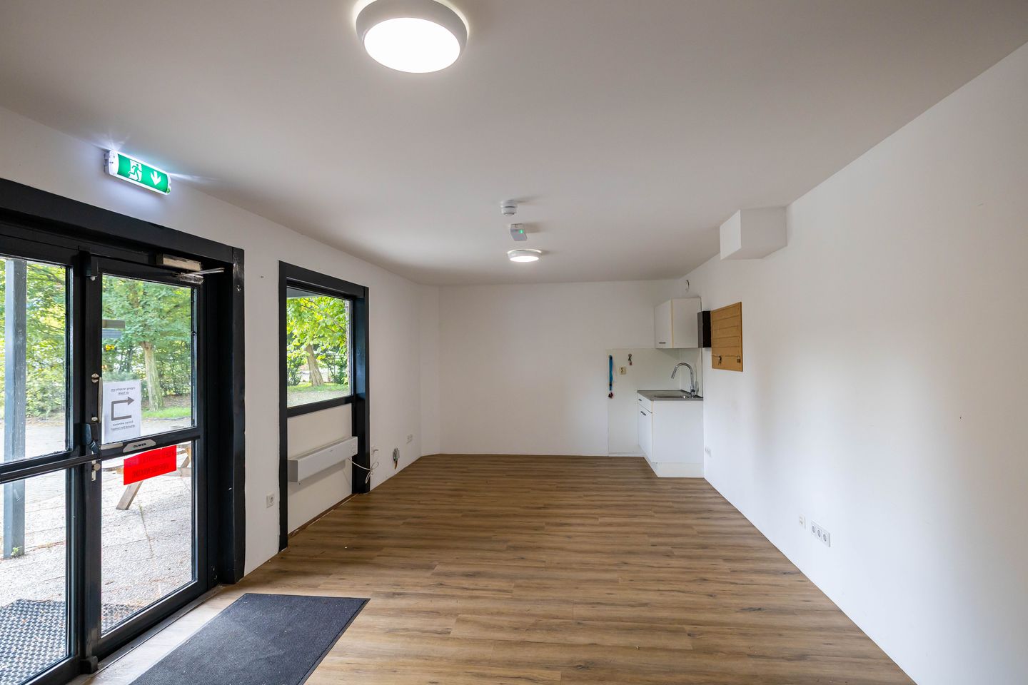 Bekijk foto 3 van Helsinkistraat 2
