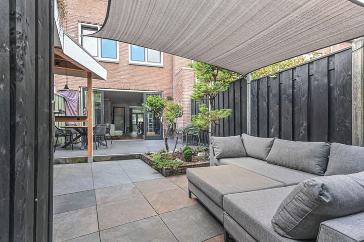 Photo 16 of Plaspoelstraat 49