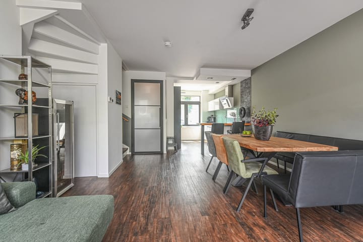 Photo 20 of Plaspoelstraat 49