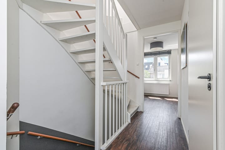 Photo 25 of Plaspoelstraat 49