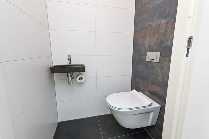 Photo 26 of Plaspoelstraat 49