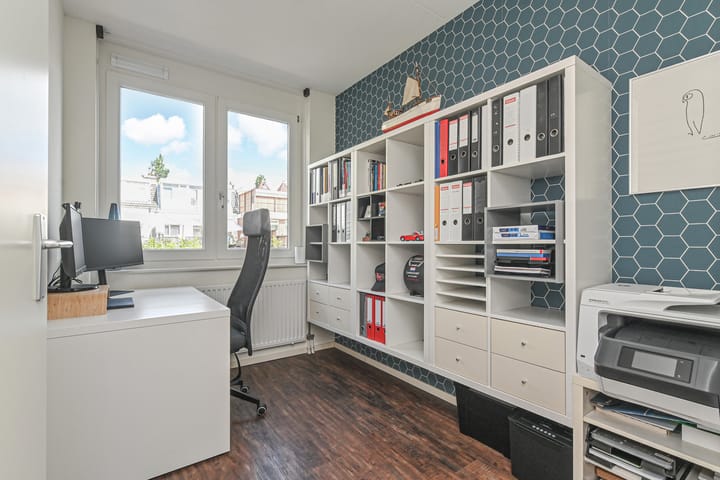 Photo 35 of Plaspoelstraat 49