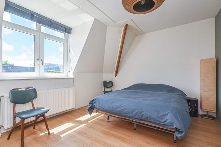 Photo 41 of Plaspoelstraat 49