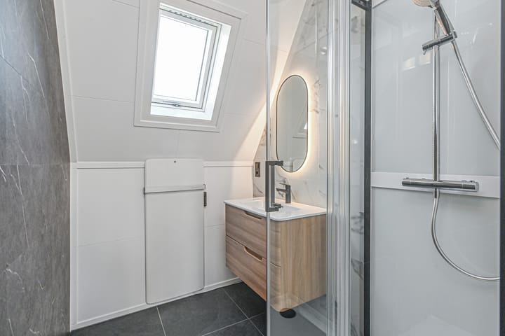 Photo 44 of Plaspoelstraat 49