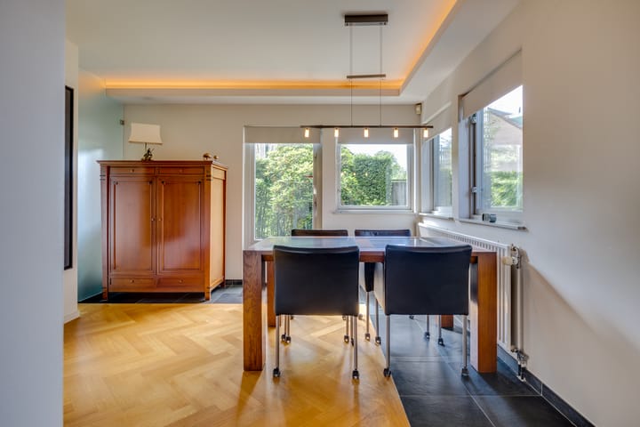 Foto 17 van Libel 10