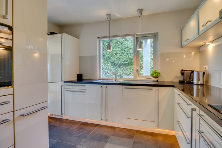 Foto 16 van Libel 10