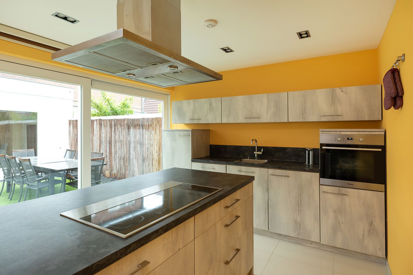 Foto 10 van Van Leeuwenhoekstraat 72