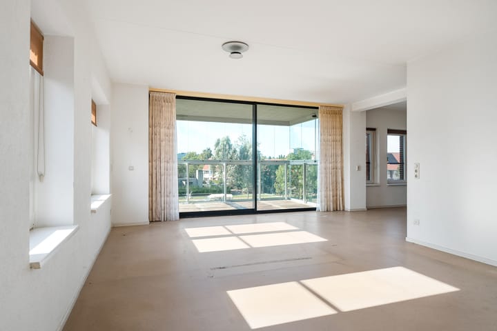 Photo 3 of Taco van der Veenplein 13