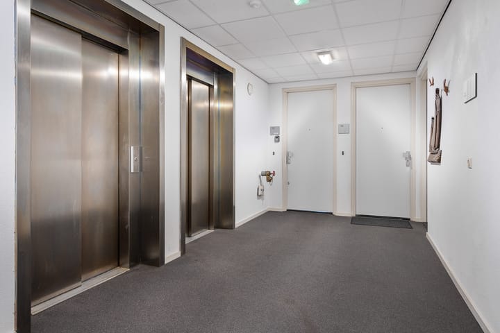 Photo 19 of Taco van der Veenplein 13