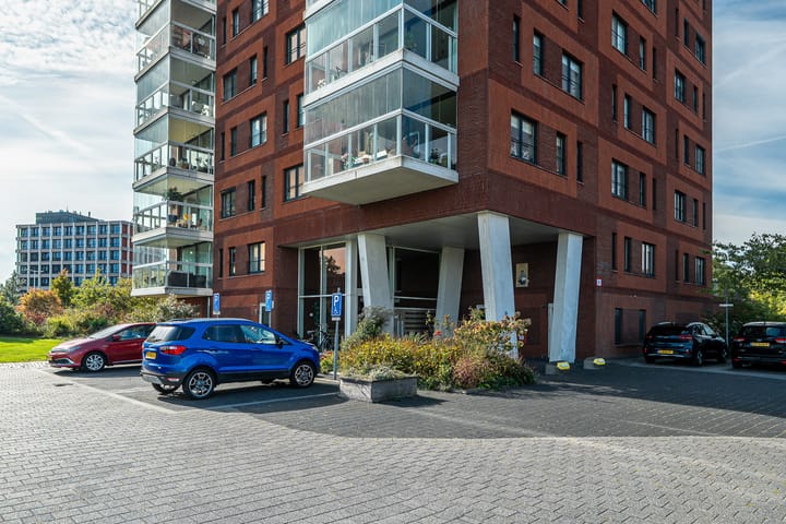 Photo 25 of Taco van der Veenplein 13