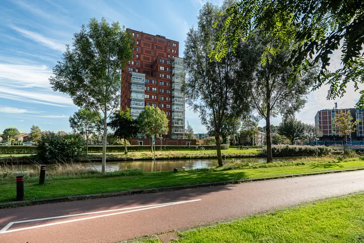 Photo 33 of Taco van der Veenplein 13